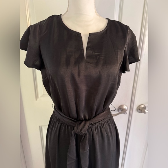 Lucky Brand Women's Flutter Sleeve Satin Tiered Midi Dress - Picture 5 of 16